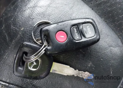 2004 Mazda Mazda3 S из США, поврежденный, VIN JM1BK343X41171170